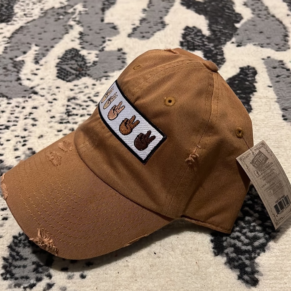 Distressed hat - Picture 4 of 4